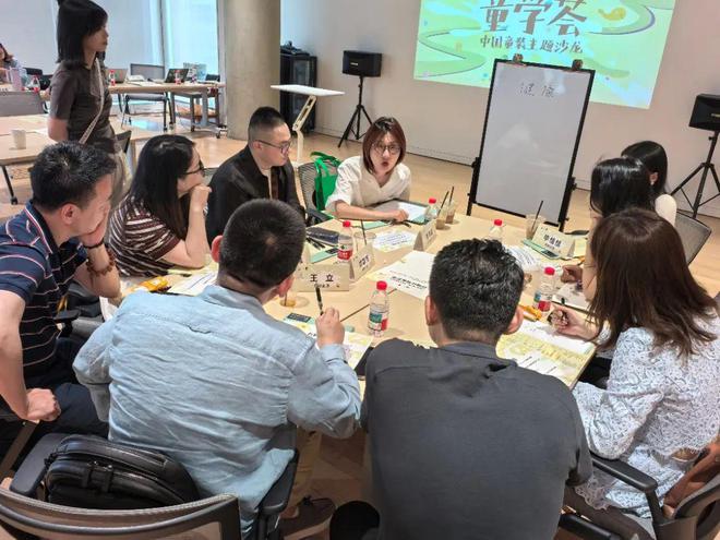 破局童装新时代!中国童装主题沙龙共话“健康+艺术+运动”新趋势(图8)