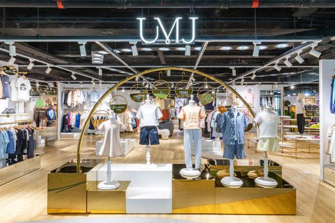 杭州伢儿消费“天花板”原来在这里Z世代年轻父母成大牌童装主力消费群(图6)