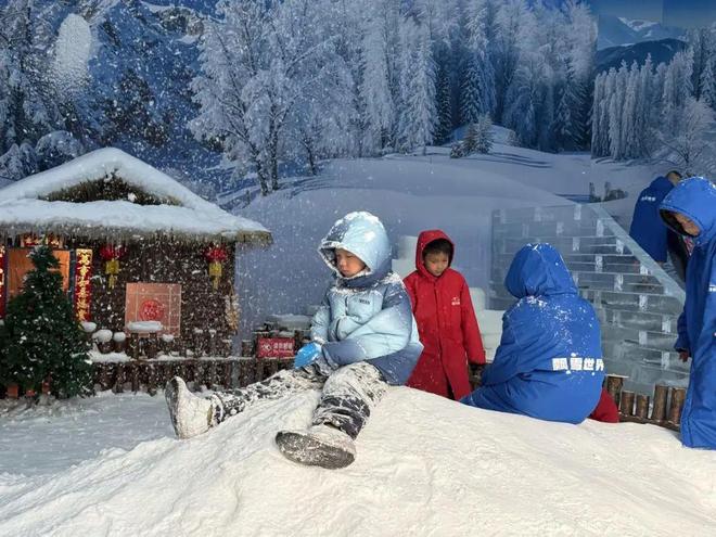 需穿羽绒服入场！东阳这里居然有座“飘雪世界”!(图3)