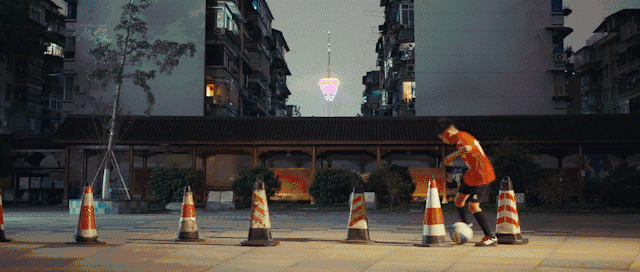 上百个真实场景记录成都！导演：成都因为每一个你而闪耀(图3)