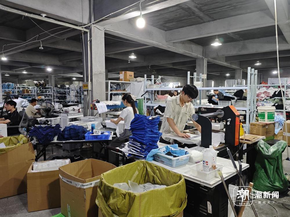 一天定制战袍1700件厂哥厂妹们的“浙BA”：想去现场看比赛(图1)