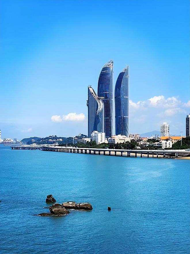 厦门本土地陪四日游报价多少？厦门曾厝垵4天3夜纯玩团出行攻略(图2)