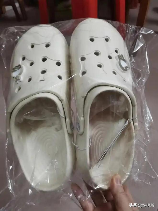 夏天不建议买这3种鞋累脚、滂臭还有毒！别乱跟风纯属浪费钱(图4)