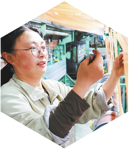 记者探访外贸一线看如何应对市场波动(图3)