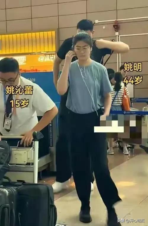 姚明女儿美到认不出！年仅15岁身高2米是一名学霸不爱打篮球(图10)