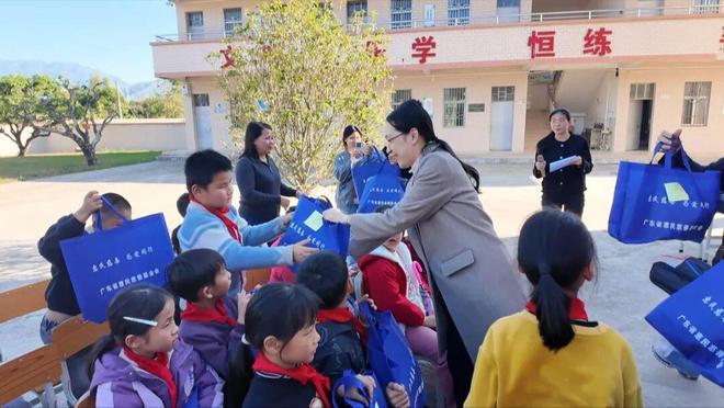 爱心点亮微心愿护航山区儿童成长(图2)