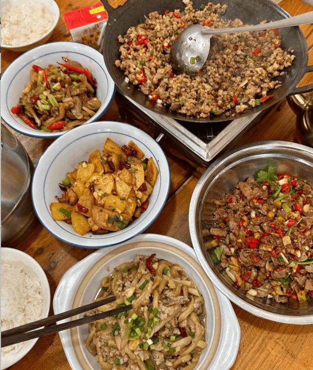 带小孩去张家界旅游担心太累？附张家界旅游费用明细和防猴小贴士(图3)